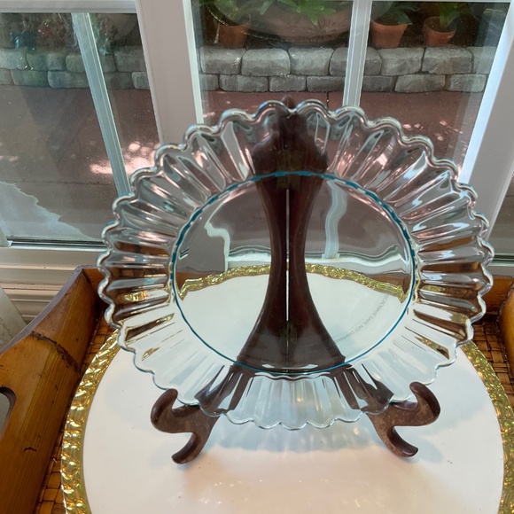 Beautiful Blue Glass Scallopped Small Plates 4 Total - Picture 6 of 6